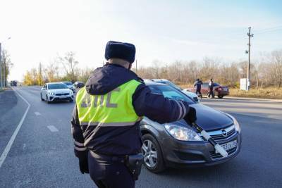 Стрельбу открыли полицейские по машине на воронежской трассе - gorcom36.ru - Воронеж - Воронежская обл.