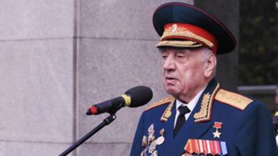 Скончался взявший на вооружение танк Т-72 генерал Вертелко - iz.ru - Сколково - Брянская обл.