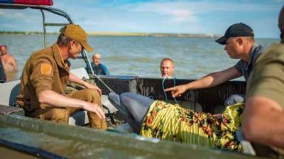 Почти не двигался: на Херсонщине спасли дельфина - novostiua.news