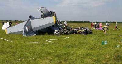 В Кузбассе разбился самолет с парашютистами, 4 человека погибли, 5 - в реанимации (видео) - focus.ua - Россия - Кемеровская обл.