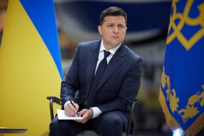 Владимир Зеленский - Джон Хербст - Экс-посол США назвал ошибкой призывы Зеленского принять Украину в НАТО - inforeactor.ru - Киев - Грузия