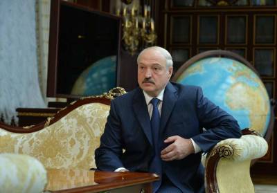 Александр Лукашенко - Лукашенко заявил, что «подпитывался» антителами от COVID–19 в «красных зонах» - actualnews.org - Минск