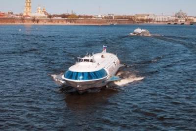 Метеоры отправились к «Острову фортов» в Кронштадте - neva.today - Санкт-Петербург