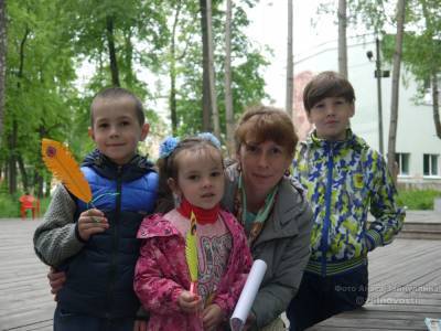 «Оранжевое настроение»: Зеленодольские журналисты подарили праздник детям - zpravda.ru