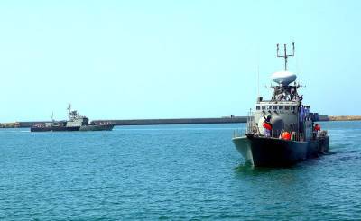 Корабль ВМС Ирана загорелся в ходе учебной миссии в Персидском заливе - trend.az - Иран - Персидский Залив