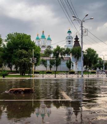 Сегодня и завтра в Астрахани ожидаются ливни с грозой - astrakhanfm.ru - Астрахань - Астраханская обл.