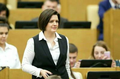 Наталья Костенко - Банки не смогут навязывать услуги заемщикам, сообщила Костенко - pnp.ru