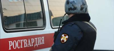 Росгвардейцы в Карелии задержали мужчину, повадившегося воровать продукты из магазина - stolicaonego.ru - Медвежьегорск - республика Карелия