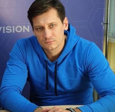 Геннадий Гудков - Дмитрий Гудков - Life сообщил о патронах и снаряде, найденных у Дмитрия Гудкова. Его жена все опровергает - znak.com