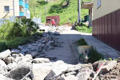 В Холмске готовятся благоустраивать дворы - sakhalin.info - Холмск
