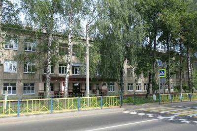 В Брянске отремонтируют дороги к детским садам и школам - mk.ru - Брянск