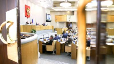 Вячеслав Володин - Банки не смогут без согласия заемщика проставлять "галочки" в кредитных договорах - delovoe.tv