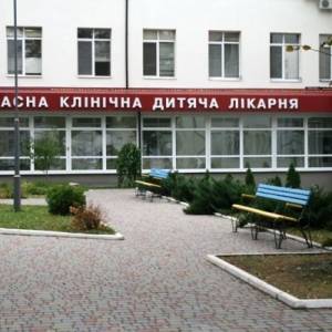Девочку, которую вытащили из воды в Бердянске, перевели в Запорожскую областную детскую больницу - reporter-ua.com - Запорожская обл. - Запорожье - Бердянск