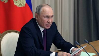 Владимир Путин - Михаил Мишустин - Дмитрий Чернышенко - Путин: для развития туризма на Дальнем Востоке «копеечку надо вкладывать» - russian.rt.com