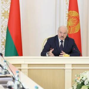 Александр Лукашенко - Лукашенко заявил, что в Крым из Беларуси будут летать через Россию - reporter-ua.com - Москва - Россия - Крым - Минск