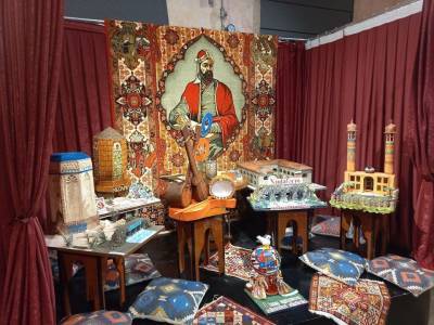 Агдамская мечеть, Худаферинский мост, караван-сарай в Шеки, мавзолеи Низами и Момине-Хатун… - и все это создано умелыми руками (ФОТО) - trend.az - Азербайджан - Baku