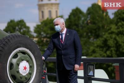 Владимир Уйба - В Санкт-Петербурге старт Дням культуры Коми дал выстрел из пушки, которую не остановить - bnkomi.ru - Москва - Санкт-Петербург - респ. Коми