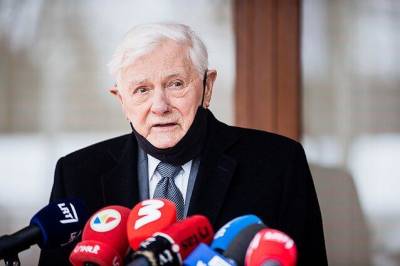 В Белоруссии попросили допросить экс-президента Литвы по делу о геноциде - obzor.lt - Литва
