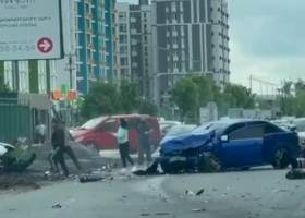 Под Херсоном произошло масштабное ДТП с участием пяти авто: много пострадавших - rupor.info - Херсон - Херсонская обл.