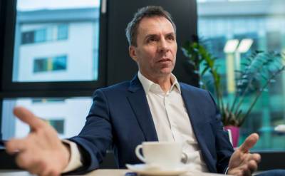 Роман Протасевич - Глава лоукостера Wizz Air осудил запрет полетов над Беларусью - sharij.net - Минск