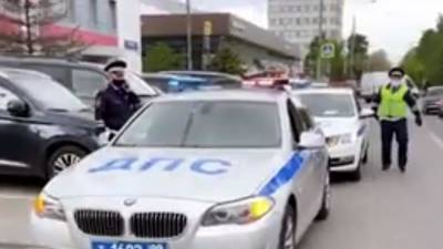 Эдвард Бил - В Москве сотрудники ДПС поймали скрывавшегося от них автоблогера - iz.ru - Москва - Тверь