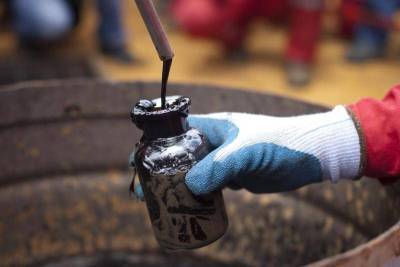 Фьючерсы на нефть WTI подорожали во время американской сессии - smartmoney.one - Reuters