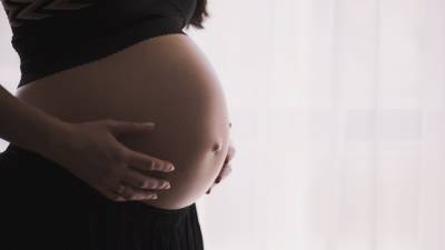 Правила выплаты пособия беременным россиянкам изменятся с июля - newinform.com