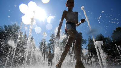 Роман Вильфанд - В воскресенье в Москве ожидается до +32°C и ясная погода - gazeta.ru - Москва