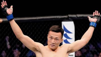 Корейский Зомби победил Иге в главном бою турнира UFC Fight Night - russian.rt.com