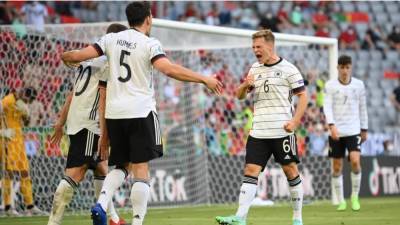 Криштиану Роналду - Сборные Германии и Португалии провели самый результативный матч Евро - obzor.lt - Венгрия - Испания - Португалия