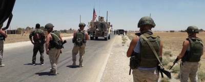 Российские военные не позволили проехать американской колонне в Сирии - runews24.ru - Сирия - провинция Хасеке