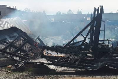 Склад с пиломатериалами сгорел в Хабаровском районе - hab.aif.ru - Хабаровский край - район Хабаровский
