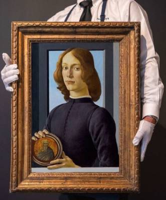 Сандро Боттичелли - Портрет XV века продан на Sotheby's почти за $100 млн - lenta.ua