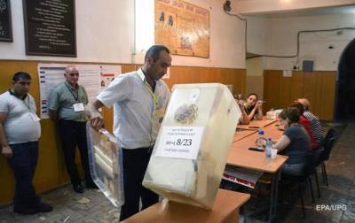 Роберт Кочарян - Никола Пашинян - В Армении объявили результаты выборов в парламент - korrespondent.net - Армения
