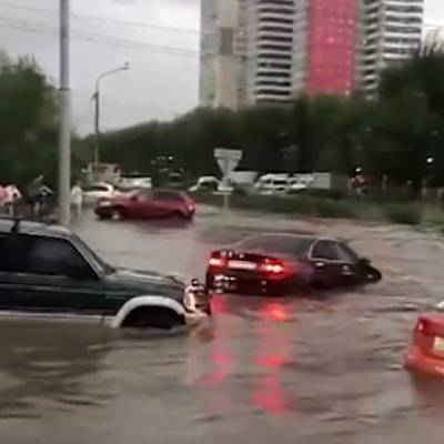 В Красноярске ликвидируют последствия ливня - radiomayak.ru - Красноярск