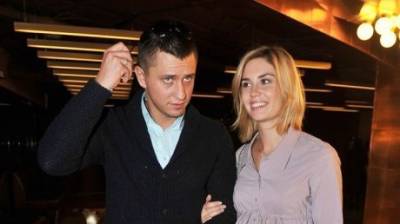 Агата Муцениеце - Павел Прилучный - Муцениеце готова сойтись с прощенным Прилучным - penzainform.ru