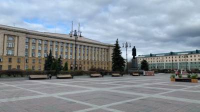 Иван Белозерцев - Олег Мельниченко - Дресс-код пензенских чиновников предложили смягчить из-за жары - penzainform.ru - Пензенская обл.