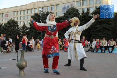 В Махачкале продолжает проходить еженедельное мероприятие «Праздник выходного дня» - mirmol.ru - Махачкала - респ. Дагестан