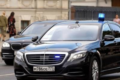 Чиновников заставляют вакцинироваться под угрозой работы «за голый оклад» - newsland.com - Краснодар