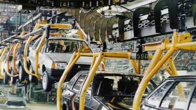 Николя Мор - "АвтоВАЗ" запустит сборку Lada и Renault в Узбекистане - vesti.ru - Узбекистан
