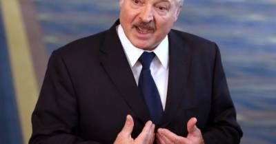 Александр Лукашенко - Рикард Йозвяк - Евросоюз ввел новые санкции против Лукашенко - delo.ua