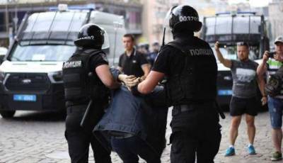 Полиция провела рейд по хостелам в Киеве - novostiua.news - Киев - Чернигов