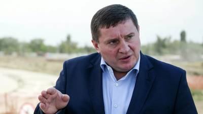 Андрей Бочаров - Губернатор Волгоградской области ревакцинировался от коронавируса - russian.rt.com - Волгоградская обл.