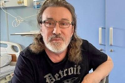 Владимир Кузьмин - Заболевший коронавирусом музыкант Владимир Кузьмин перестал выходить на связь - lenta.ru