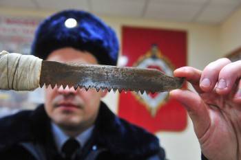 Злая 30-летняя вологжанка ударила ножом сотрудника полиции - vologda-poisk.ru