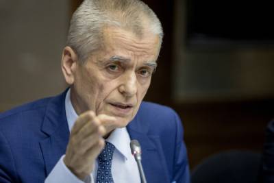 Геннадий Онищенко - Онищенко перечислил способы спастись от жары в мегаполисе - mk.ru