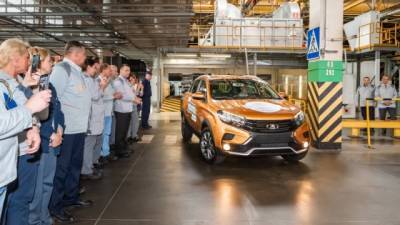 Николя Мор - АвтоВАЗ с 2023 года начнет производство Lada дороже 1 млн рублей - delovoe.tv