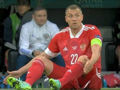 Станислав Черчесов - Артем Дзюба - Дзюба извинился за поражение от Дании, а Черчесов назвал игру россиян «лучшей по качеству» - rosbalt.ru - Дания