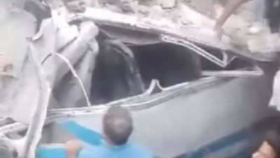 Двое погибли в результате столкновения поезда с автобусом в Египте - iz.ru - Египет - Каир