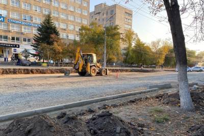 Денис Паслер - В Оренбурге расходы на дороги увеличились, а качество ухудшилось - oren.mk.ru - Оренбург